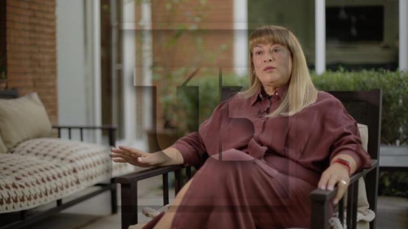 Ángela Vivanco - T13