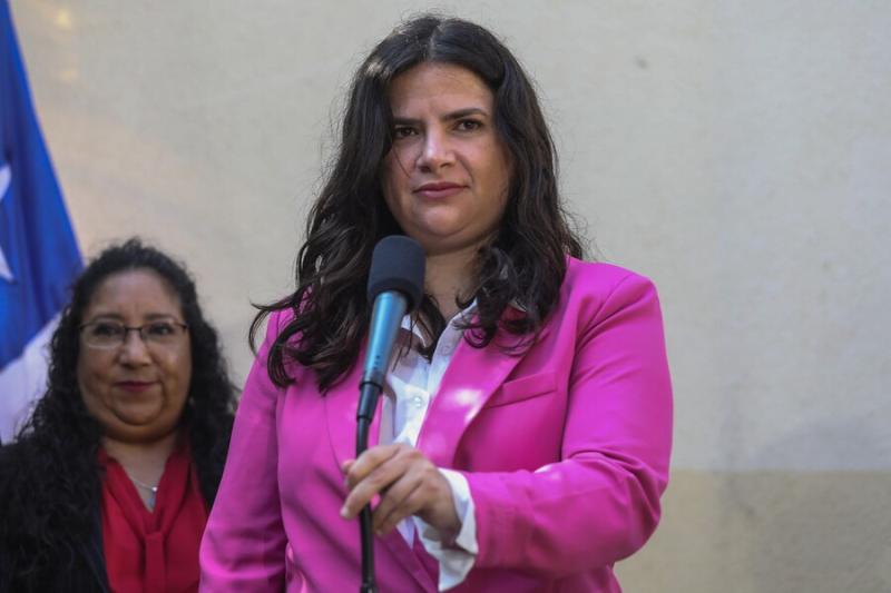 Agencia Uno - Ministra de la Mujer y Equidad de Género, Antonia Orellana