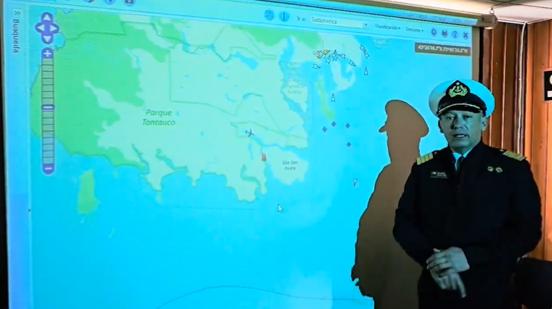 X @armada_chile - Reportan desaparecido a hombre que cayó al mar en Chiloé: Armada inicia operativo de búsqueda