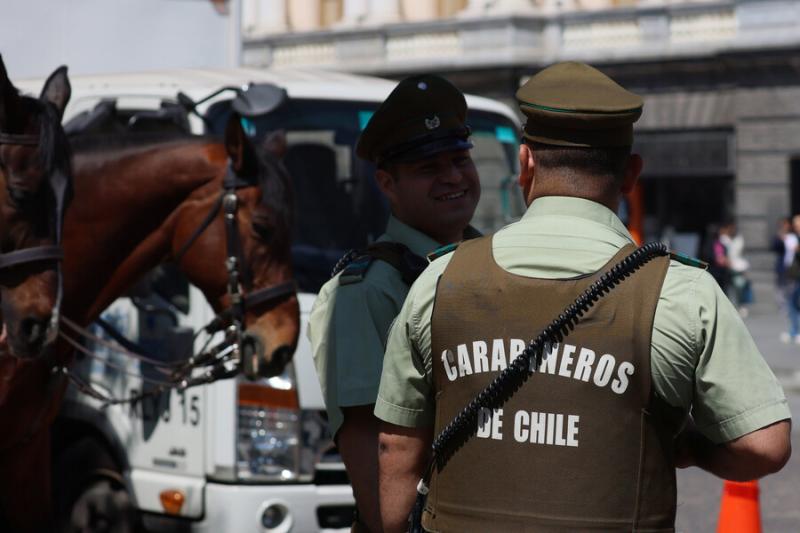 Carabinero resultó con lesiones graves en medio de procedimiento por robo en Cerrillos - Aton