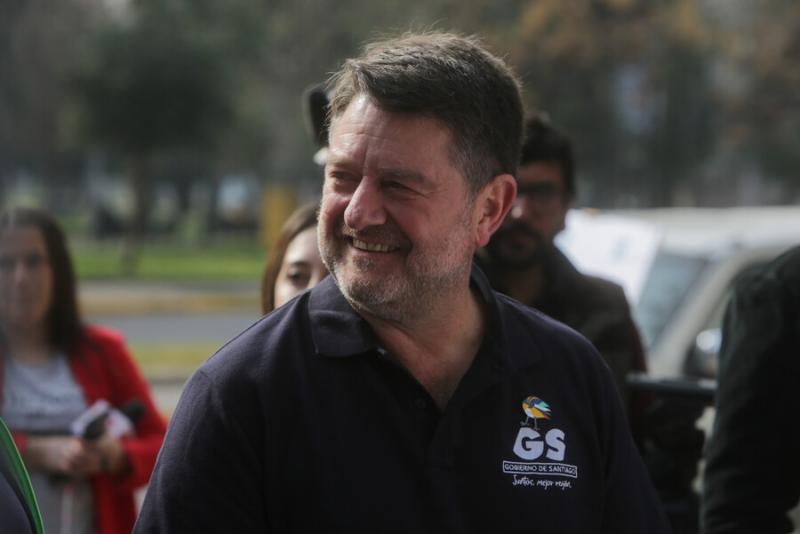 Agencia Uno - Gobernador de Santiago, Claudio Orrego