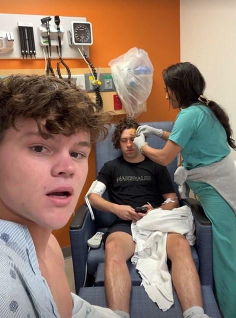 YouTuber estadounidense graba peligroso accidente en auto de lujoso