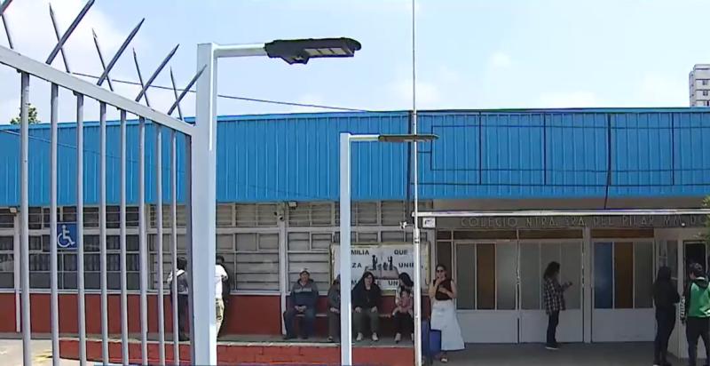 Comunidad mantiene protocolo anti-balacera: Doble encerrona frente a colegio en Macul