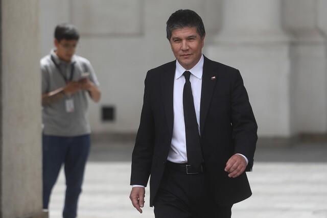 Manuel Manuel, presenta su renuncia, tras conocerse una denuncia por abuso sexual - Agencia Uno