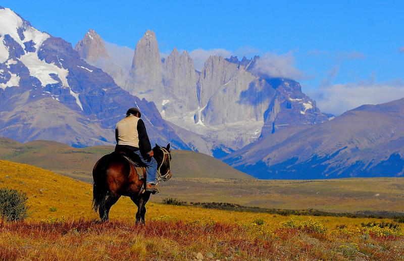 Agencia Uno - Parque Nacional Torres del Paine, Chile