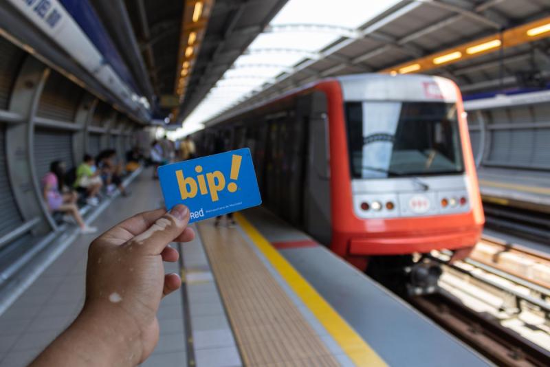 Metro y EFE serán gratuitos este domingo - Agencia Uno