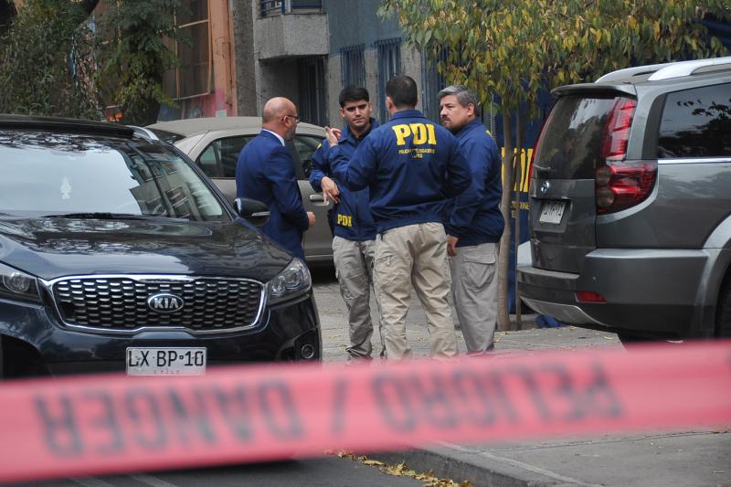 Agencia Uno - Amplían detención de mujer tras hallazgo de fetos en un refrigerador en Los Ángeles (referencial)