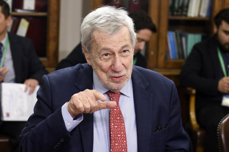 Agencia Uno - Ministro de Relaciones Exteriores, Alberto van Klaveren