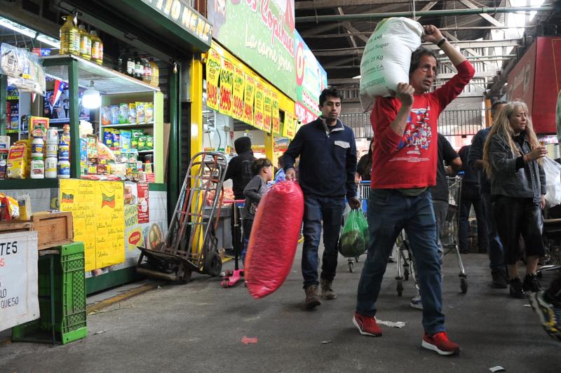 Agencia Uno - FMI baja la previsión de crecimiento económico para Chile a 2,3% este año