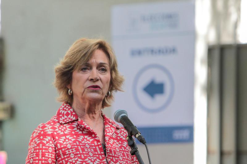 Agencia Uno - Evelyn Matthei lidera carrera presidencial, según encuesta Criteria