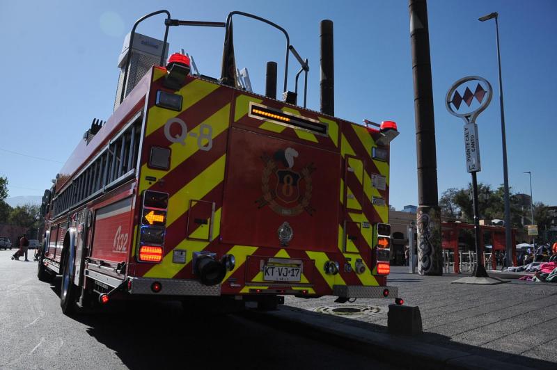 insolito-desalojan-bomberos-no-regularizados-calera-tango-mientras-cuerpo-ofici-7-11-2024