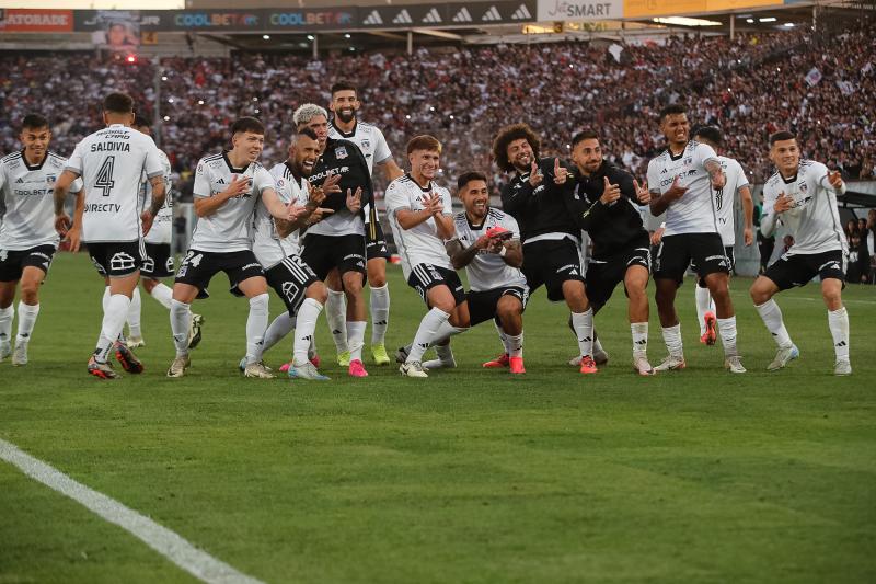 El criticado festejo de Colo Colo - Crédito: Agencia UNO