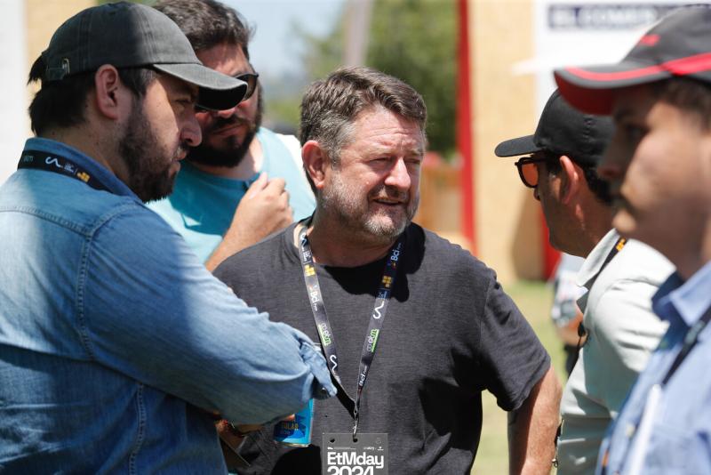 Agencia Uno - Claudio Orrego busca un segundo período consecutivo al mando de la gobernación metropolitana