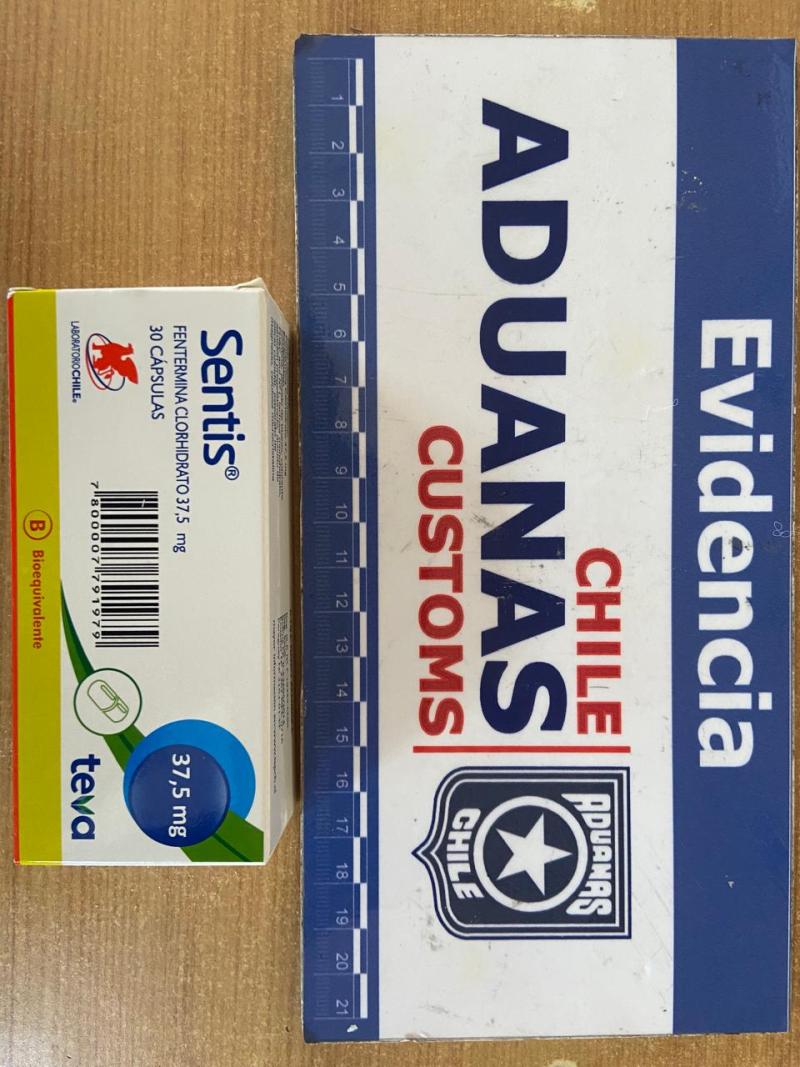 Aduana decomisa tres kilos de cocaína y miles de capsulas falsificados para bajar de peso en complejos fronterizos