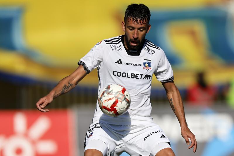 Mauricio Isla deja dudas sobre su futuro en el fútbol profesional - Crédito: Photosport