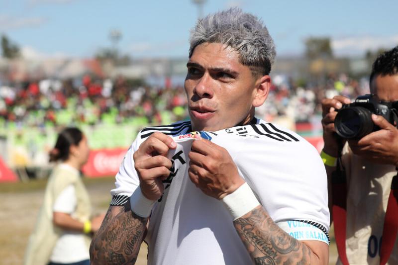 Carlos Palacios por posible continuidad en Colo Colo - Créditos: Photosport