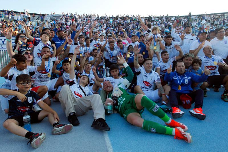 Deportes Melipilla sufre robo de indumentaria oficial - Créditos: Photosport