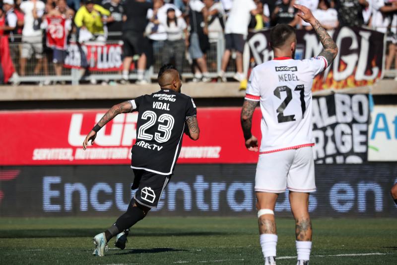 Vidal viene de salir campeón con Colo Colo - Créditos: Photosport