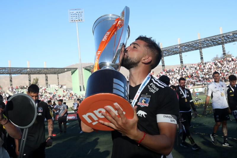 Emiliano Amor podría dejar Colo Colo - Créditos: Photosport