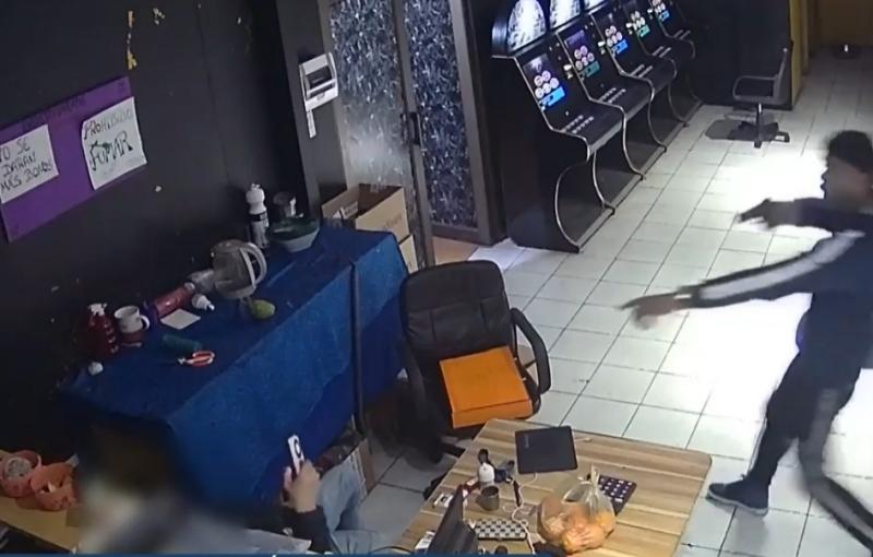 "Reclutadora del delito": ¿Quién es la chilena que lideraba a la banda de extranjeros que asaltaba por todo Chile?