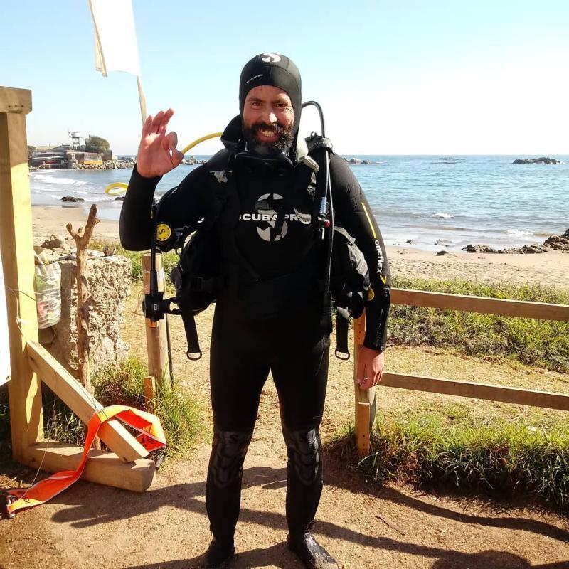 Sebastián Demangel emocionó en la Teletón 2004