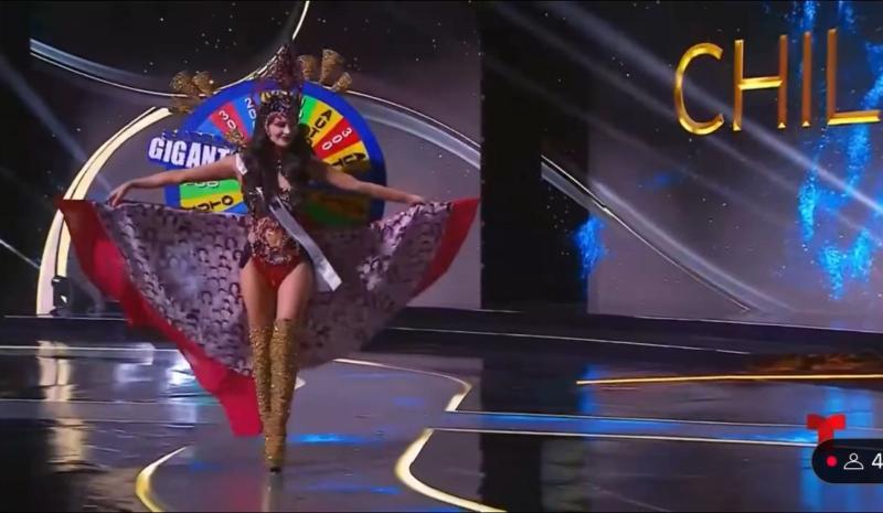Youtube (Telemundo) - Emilia Dides en traje típico en Miss Universo