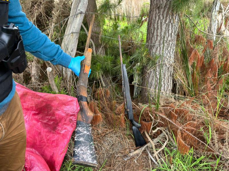 Hallan armas abandonadas en Pocuno: No descartan que estén involucradas en el crimen de tres carabineros en Arauco