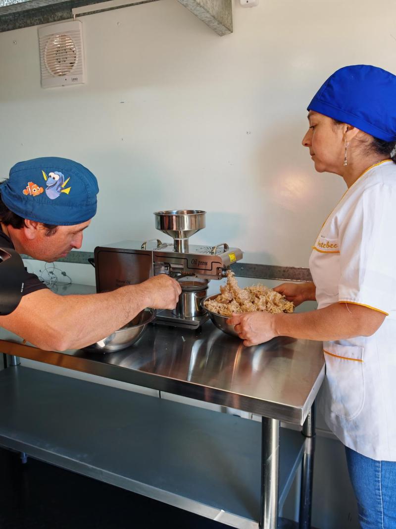 Lili Peñailillo y Jaime Vera, fundadores de Píngara