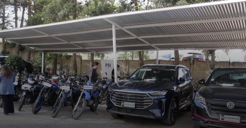 Decomisaron 27 motos y 5 autos de la red de prestamistas "La Empresa"