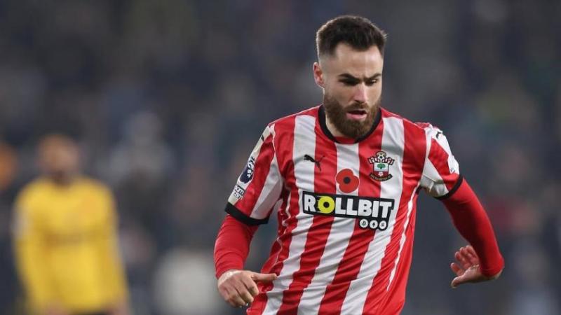 Ben podría buscar otro horizonte en enero - Créditos: Premier League.