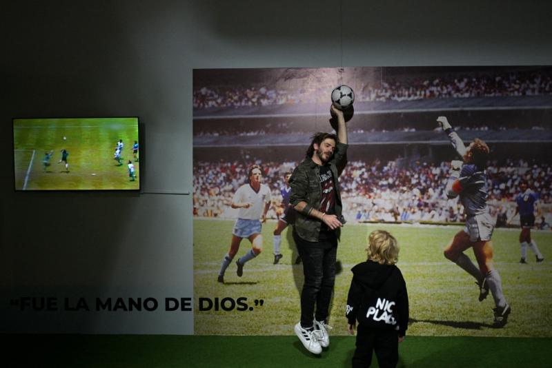 AFP - "Diego eterno": una exposición multimedia homenajea a Maradona en Argentina