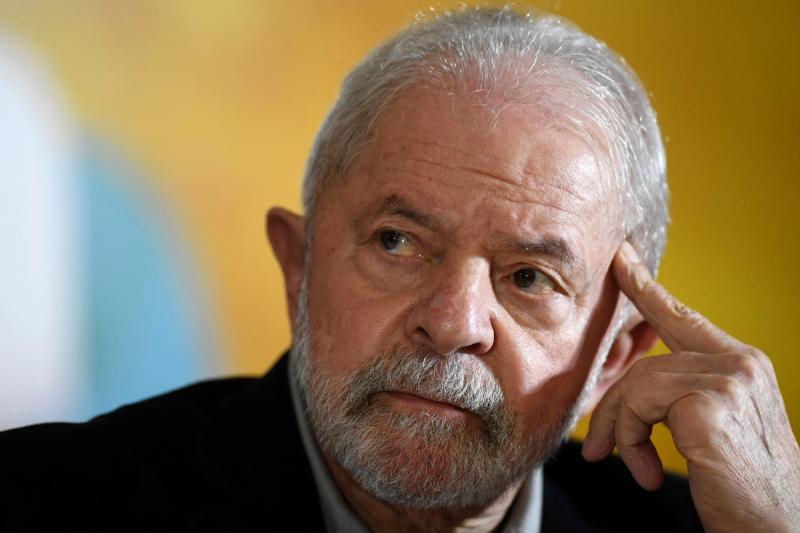 Lula fue operado de emergencia de una "hemorragia intracraneal"