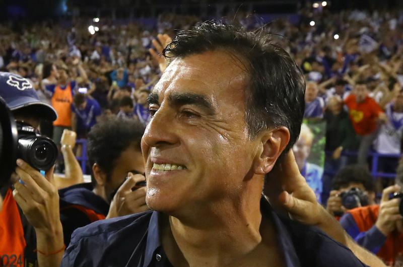 Gustavo Quinteros no seguirá en Vélez Sarsfield - Crédito: AFP