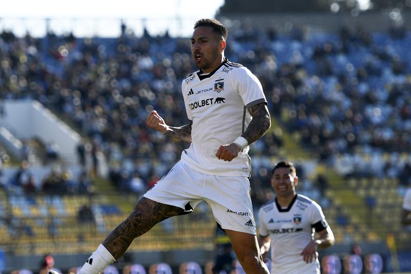 Alerta en Colo Colo por posible salida de Javier Correa - Crédito: Agencia UNO