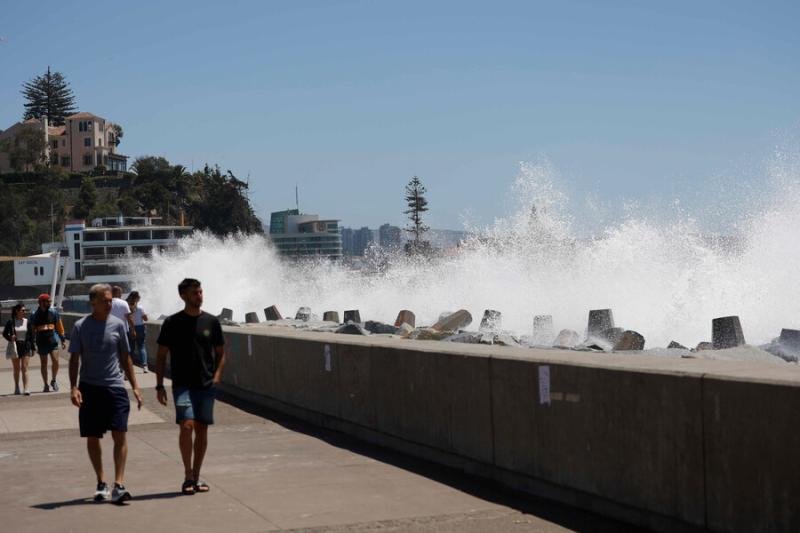 Aton - Marejadas en Viña del Mar (Archivo)
