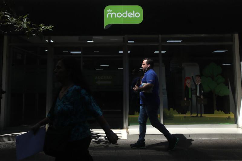 Aton - Referencial, Fachada AFP Modelo