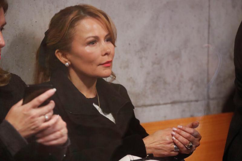 Aton - Cathy Barriga