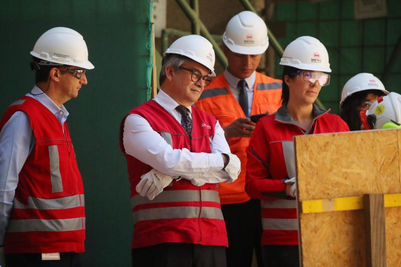 Aton - El ministro de Hacienda, Mario Marcel, abordó la molestia por devoluciones de Isapres