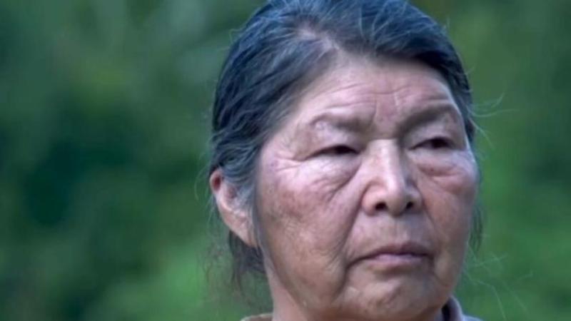 Julia Chuñil - Aton