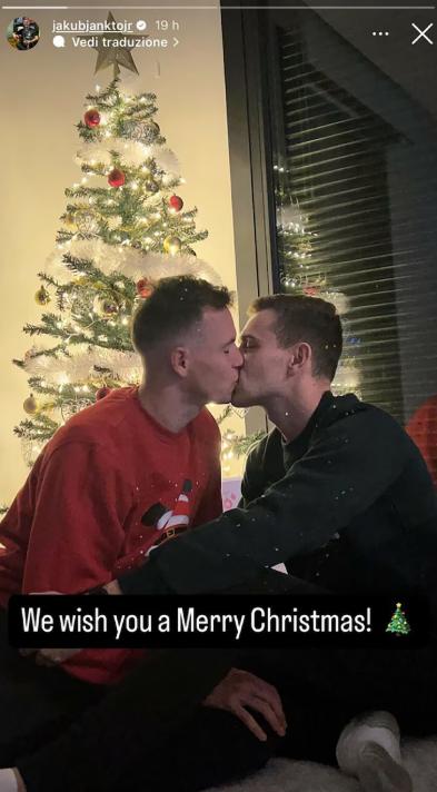 Jakub Jankto junto a su pareja en Navidad - Créditos: Instagram @jakubjanktojr