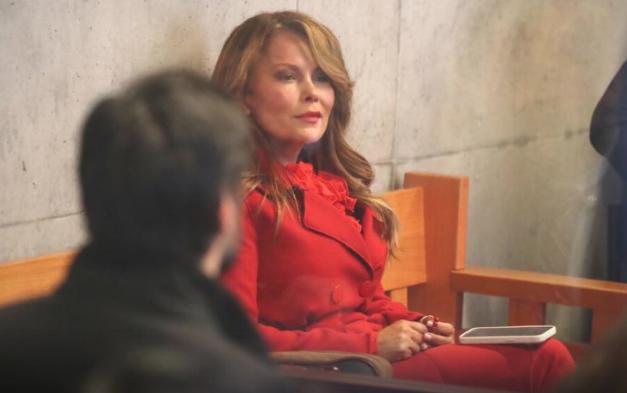 Aton - Corte de Apelaciones resolverá hoy si Cathy Barriga regresa a prisión o continúa bajo arresto domiciliario