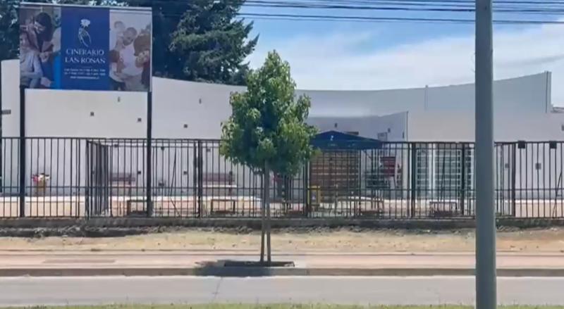 T13 - Insólito: Crematorio en Talca opera a solo metros de las casas de los vecinos