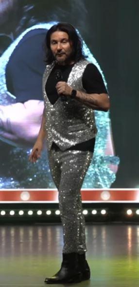 Felipe Avello fue interrumpido por el temblor