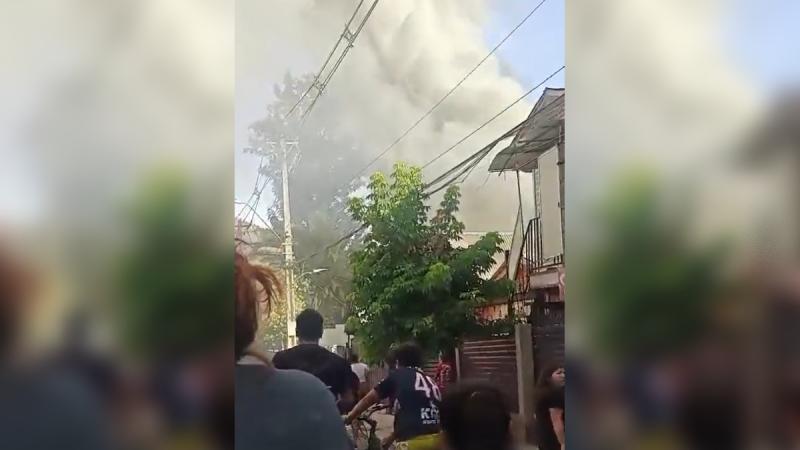 @fdo2000 - Incendio afecta a viviendas en Huechuraba