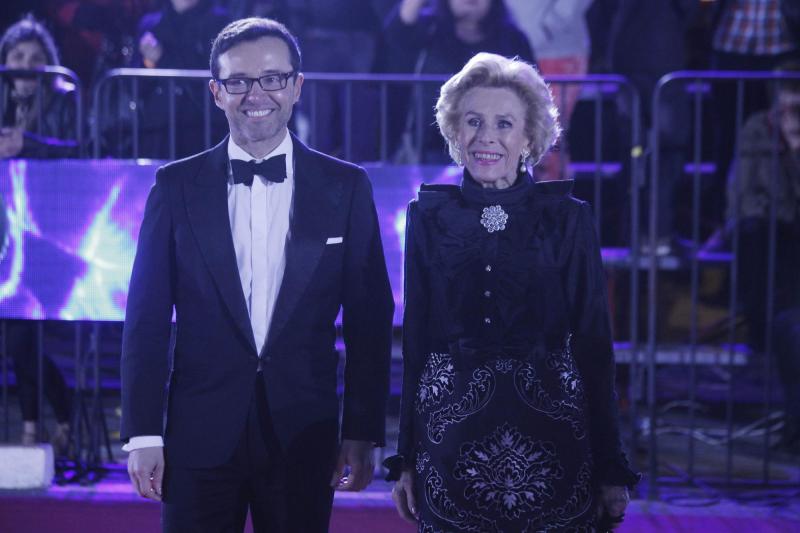 Agencia Uno - Mary Rose Mc-Gill