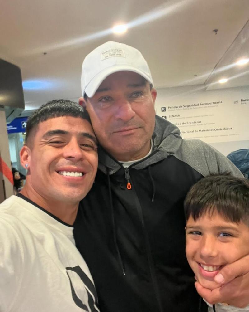 Brian Fernández vivió emotiva despedida en Argentina - Créditos: @brianfernandez_38