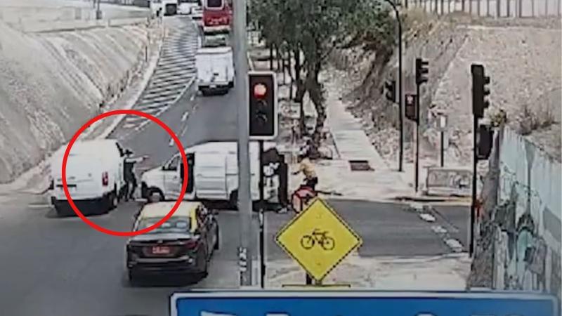 Captan heroica intervención de funcionario de la PDI al enfrentarse solo a ocho delincuentes para frustrar encerrona