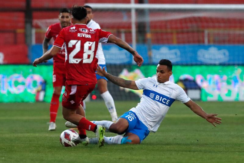 Víctor Rivera dejó Ñublense - Créditos: Photosport