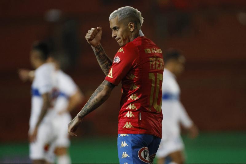 Rodrigo Piñeiro se podría alejar de U Católica - Créditos: Photosport