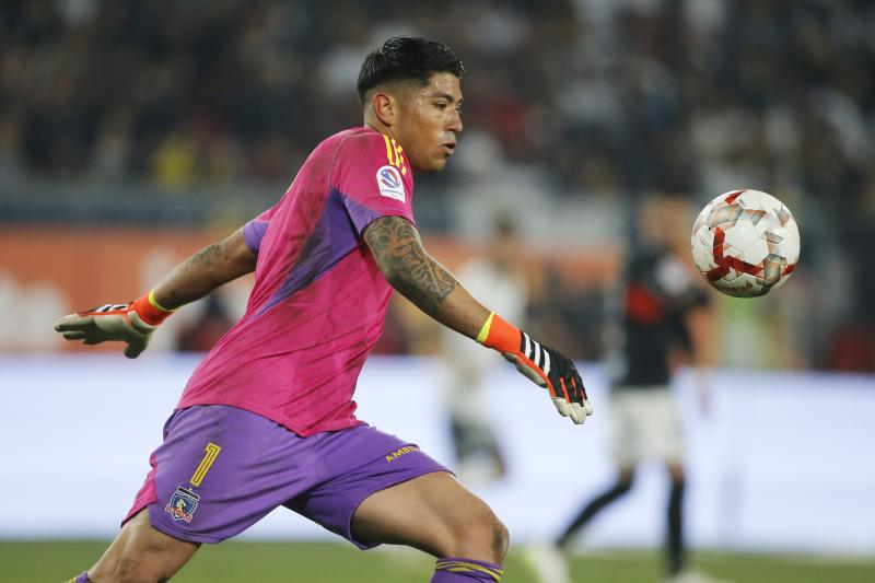 Brayan Cortés podría quedarse en Colo Colo - Créditos: Photosport